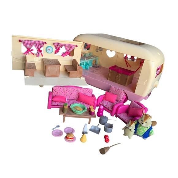 Lil Woodzeez Happy Camper 2 Chipmunk & Accessories Lot Couch Chairs Tables - Picture 1 of 8